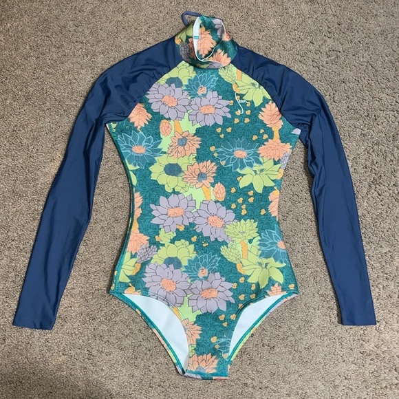 Seea Gaviotas Surf Suit Mirage Floral Medium - Picture 4 of 11